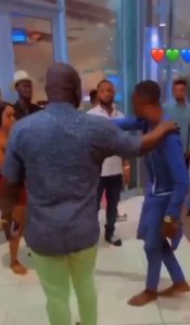 Yakubitiye mu isoko umukunzi we nyuma yo kumufata yasohokanye n'undi mugabo kuri St Valentin