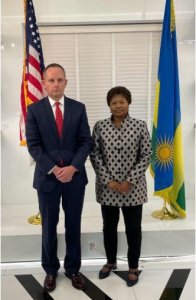 Ambasaderi wa USA mu Rwanda aratangira imirimo nyuma yo gutinda ho umwaka wose