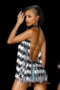 Tyla yifatiye ku gahanga Tiwa Savage wihaye kumusabira imbabazi