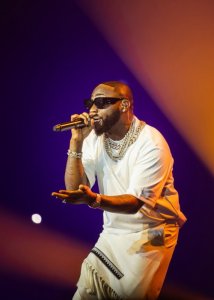 Kuki Davido yafungiranywe muri hoteli i Kigali?