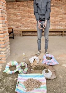 Rugahango: Yafashwe akwirakwiza ibiro bibiri by'urumogi