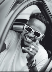 Social Mula nawe yavuze ku ihohoterwa rikorerwa abahanzi, yihaniza abanyamakuru batangaza inkuru z'ibinyoma