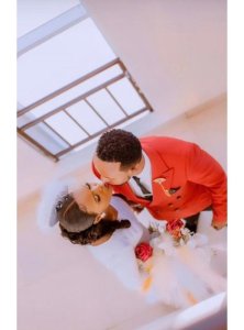 Maxime wakiniye amakipe akomeye hano mu Rwanda yasezeranye imbere y'amategeko n'umukunzi we(AMAFOTO)