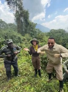 John Legend yagarutse ku bihe byiza yagiriye muri Pariki y'Ibirunga