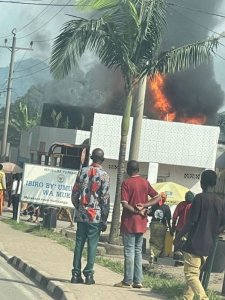 Musanze: Inzu y'ubucuruzi yafashwe n'inkongi, hatikiriramo iby'asaga 15M Frw