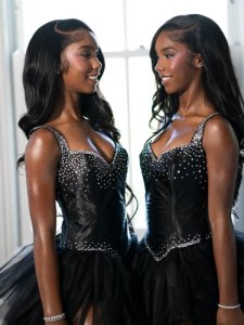 Abakobwa ba P' Diddy basobanuye izina ry'inzu yabo y'imideli