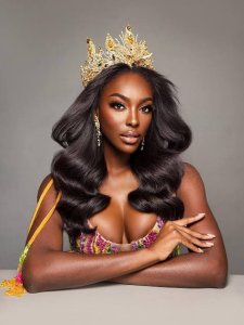 Uwatorewe guhagararira Afurika muri Miss Universe 2025 yeguye nyuma y'iminsi itatu