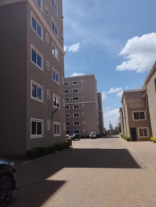 Yiyahuye ku igorofa rirerire nyuma yo kwirukanwa ku kazi