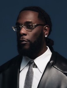 Burna Boy yatangaje ko iyo ataba umuhanzi yari kuba umugizi wa nabi