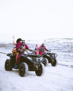 The Ben yasohoye amashusho y'indirimbo “Why” yakoranye na Diamond Platnumz irimo abakobwa beza cyane [Video]