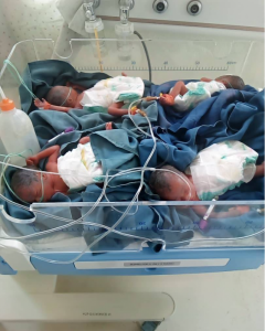 Nyabihu: Umubyeyi yibarutse abana 4 icyarimwe