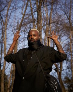 Niba uri akazuyaze Imana irakuruka:Moses yavuze amagambo akomeye asobanura iby'amashusho ataravuzweho rumwe