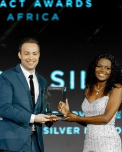 Umunyarwandakazi yahawe igihembo gihabwa ibyamamare ku isi