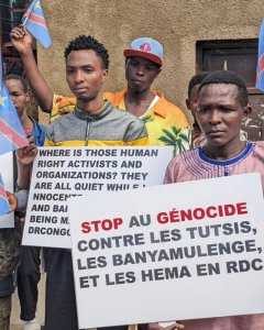 Abanyekongo bahungiye mu Rwanda bamaganye jenoside iri kubera iwabo