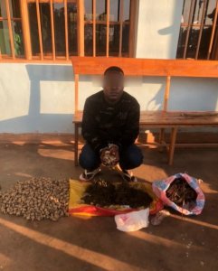 Rulindo: Yafashwe iwe yarahagize indiri y'ubucuruzi bw'urumogi