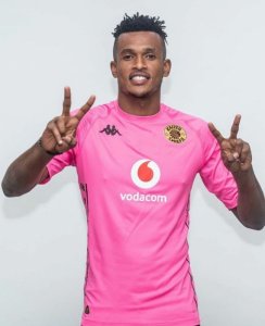 Imbamutima za Ntwari Fiacre nyuma yo gusinyira Kaizer Chiefs imwe mu makipe akomeye muri Afurika y'Epfo