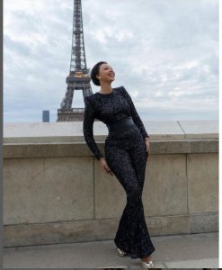 Miss Mutesi Jolly yongeye kunyomoza amakuru avuga ko atwite ashyiraho gihamya[Ifoto]