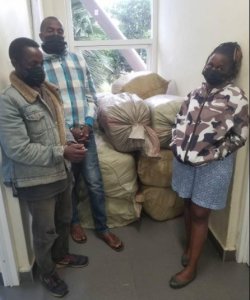 Rubavu: Polisi yafashe abinjizaga mu Rwanda magendu ya caguwa amabalo 15