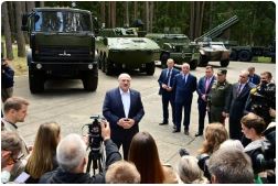 Belarus yatangaje ko intwaro za kirimbuzi yemerewe n'u Burusiya zatangiye kuhagera