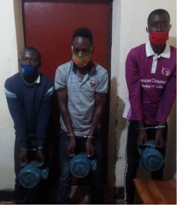 Rwamagana: Polisi yataye muri yombi abantu 3 bakekwaho kwiba imashini 3 zitanga ingufu z'amashanyarazi