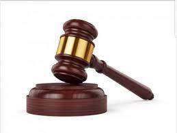 Ntibisanzwe! Umukobwa agiye kwishyura akayabo nyuma yo gukura ibyinyo umusore 