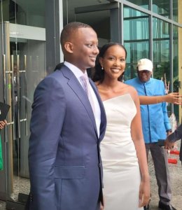 Dr Butera uherutse kugirwa Umunyamabanga wa Leta muri Minisante yasezeranye