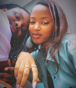 Umunyarwenya Rusine yerekanye umukunzi we bagiye kurushinga [AMAFOTO]