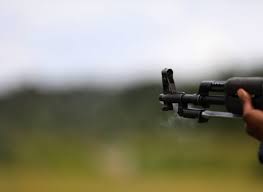 Umupolisikazi yarashe umugabo we amuziza ko yanze kumwitaba kuri Telefoni