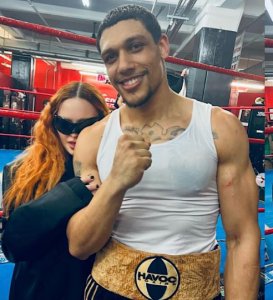 Madonna yongeye kuvugwa mu rukundo n'umusore arusha imyaka 35