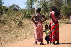 Umugore yahishuye ukuntu yemereye murumuna w'umugabo we ko babyarana abana 2