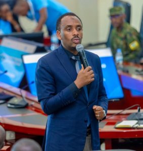 Sadate Munyakazi yasabye Urubyiruko kurwanya abifuriza inabi u Rwanda