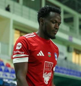 Uko Abanyarwanda bakina hanze bitwaye mu mpera z'icyumweru