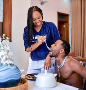 Yampano yashyize agaragaza umukunzi we – AMAFOTO