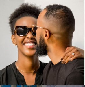 Umunyamakuru ukunzwe cyane kuri RBA yakoze ubukwe[AMAFOTO]