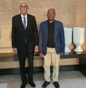 Perezida wa Sena Dr Kalinda François Xavier yitabiriye inama yiga ku mutekano w'Akarere i Luanda