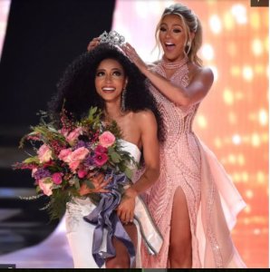 Cheslie Kryst wabaye Miss USA muri 2019 yiyahurira ku nyubako ndende arapfa