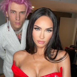 Megan Fox yazinutswe Machine Gun Kelly baheruka gutandukana benda kubyarana