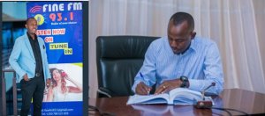 Sam Karenzi yahawe imirimo ikomeye kuri Fine FM 