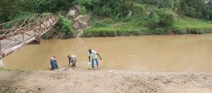 Musanze: Muko amavomo yarangiritse bashoka Mukungwa