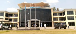 Nyanza: Batatu bahitanywe n'impanuka ya Fuso