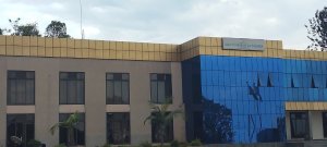 Muhanga: Yishwe atewe icyuma na mugenzi we basangiraga inzoga