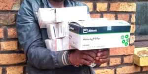 Muhanga: Abaforomo babiri batawe muri yombi bakurikiranyweho kwiba imiti