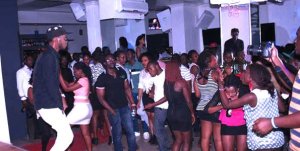  Hatahuwe impamvu urubyiruko rwo muri iyi minsi rukomeje gutsikamirwa n'ubushomeri 