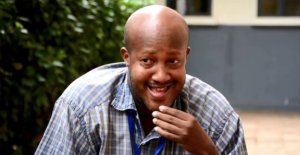 Aimable Karasira umwarimu muri Kaminuza y'u Rwanda uherutse kwirukanwa arasaba abamushutse ubufasha