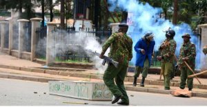 Kenya: Umupolisi wakomerekeye mu myigaragambyo yapfuye
