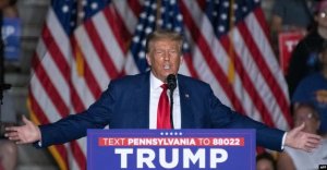 Trump yigaramye ibirego bishya abyita Akagambane no Kwivanga Mu matora ya 2024