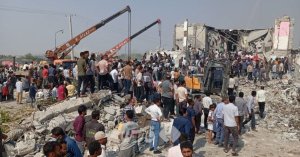 Abapfiriye muri Iran barenze 1000, Turikiya igerwa amajanja: Intambara irakomeje