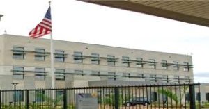 Ambasade ya Amerika muri DRC yanyomoje ibiro bya Tshisekedi byatangaje ko Dr.Ronny ari intumwa yihariye ya Trump