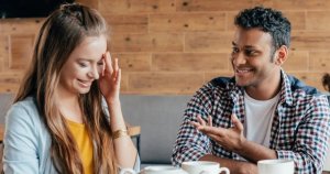 Ibanga umugore cyangwa umukobwa mukundana adashobora kukubwira niyo yaba agukunda byo gupfa