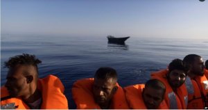 Esipanye: Abasirikare babashije kurokora mu Nyanja y'Atlantika Abimukira 86 